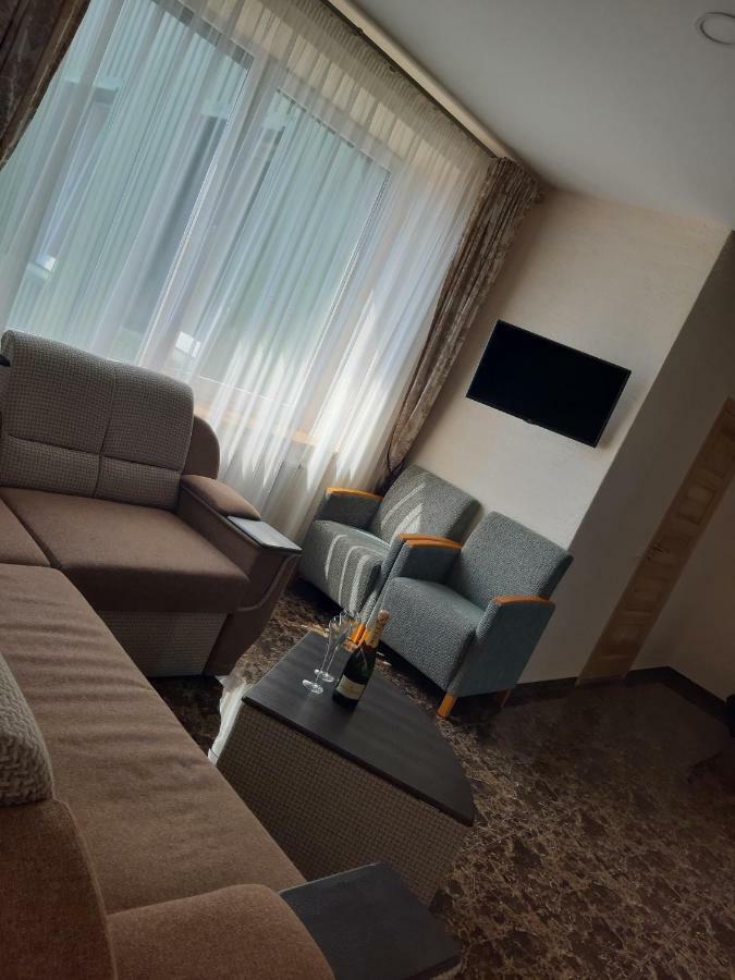 Hotel Arka Mažeikiai Exteriér fotografie